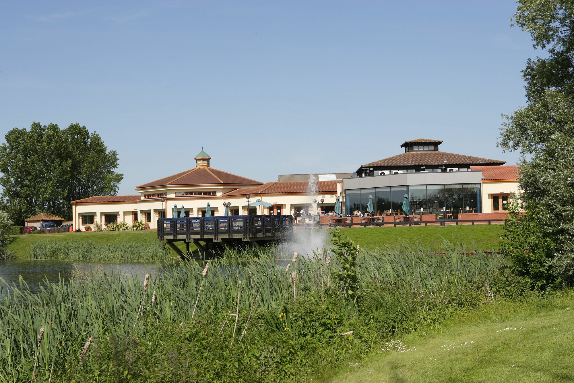 The Willows Training Centre Wyboston Eksteriør billede